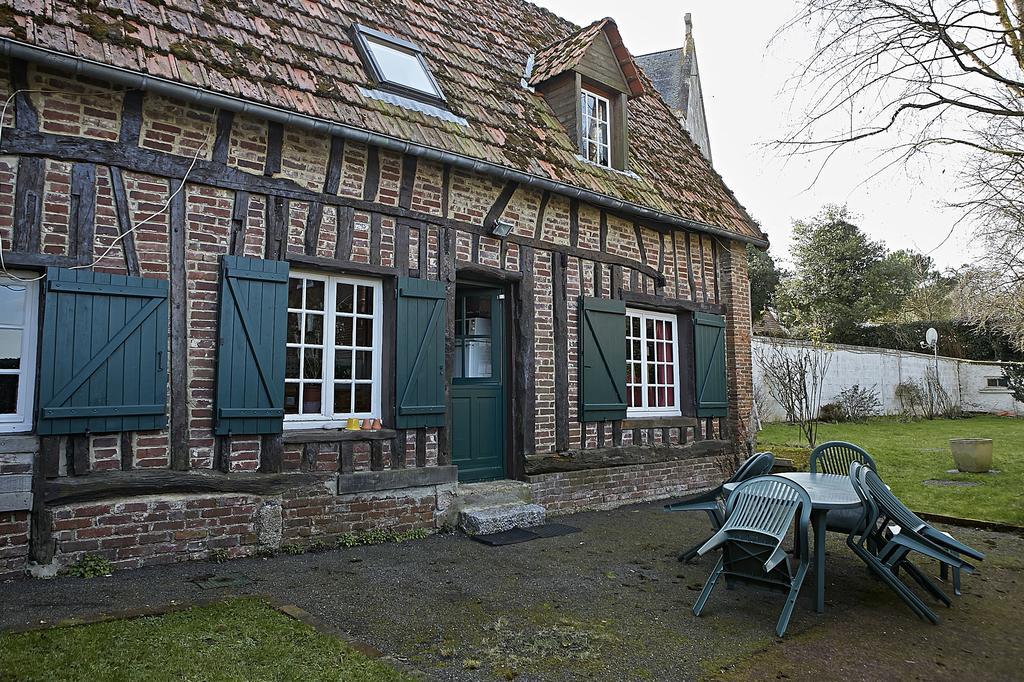 Gite Du Presbytere De L'Abbe L'Hermina Villa Saint-Martin-le-Gaillard Exterior photo